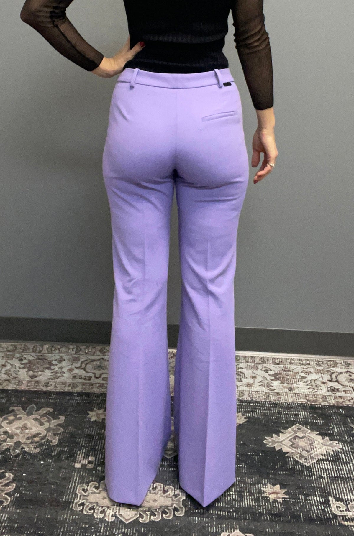 Pantalon pour femme par HUGO BOSS | 50519137 Mauve | Boutique Vvög, vêtements mode pour homme et femme