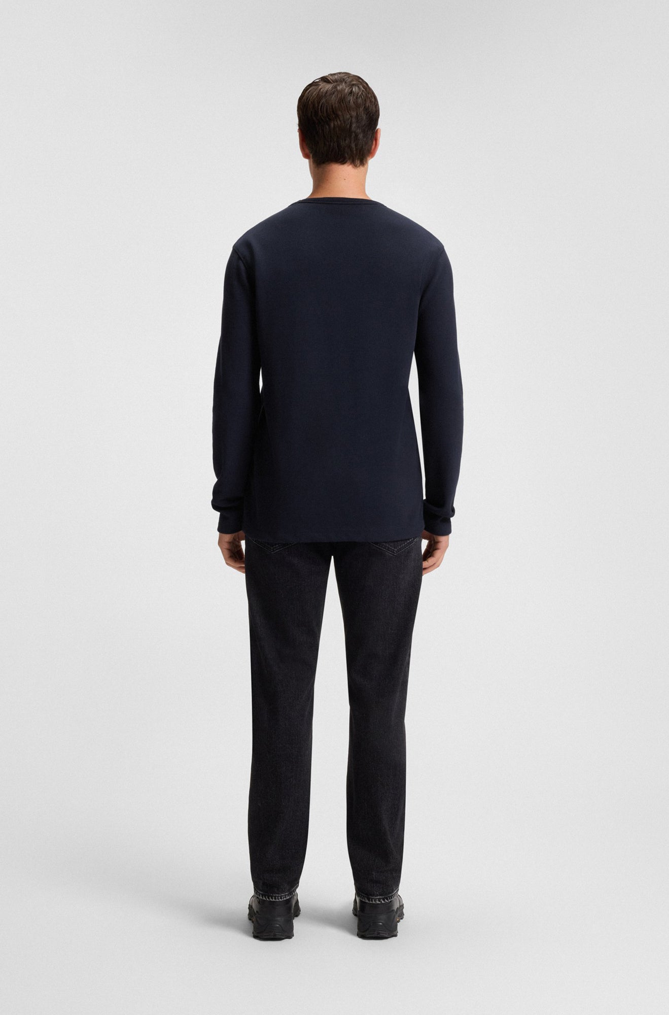 Chandail sport pour homme par HUGO BOSS | 50520725 Bleu Foncé | Boutique Vvög, vêtements mode pour homme et femme