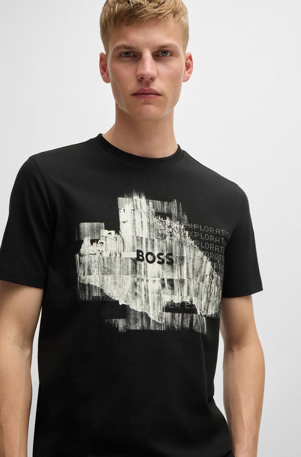 T-Shirt pour homme par HUGO BOSS | 50528190 Noir | Boutique Vvög, vêtements mode pour homme et femme