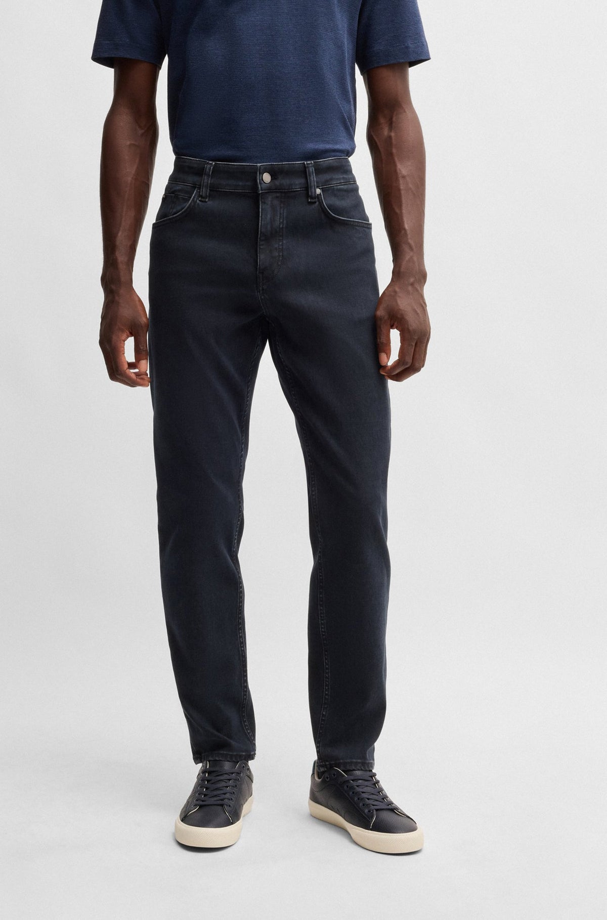 Jeans pour homme par HUGO BOSS | 50532623 Bleu Foncé | Boutique Vvög, vêtements mode pour homme et femme