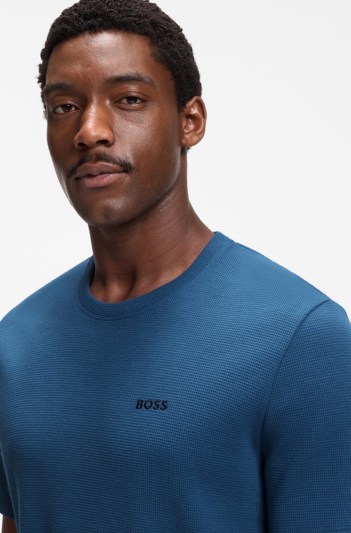 T-Shirt pour homme par HUGO BOSS | 50535891 Bleu Ouvert | Boutique Vvög, vêtements mode pour homme et femme