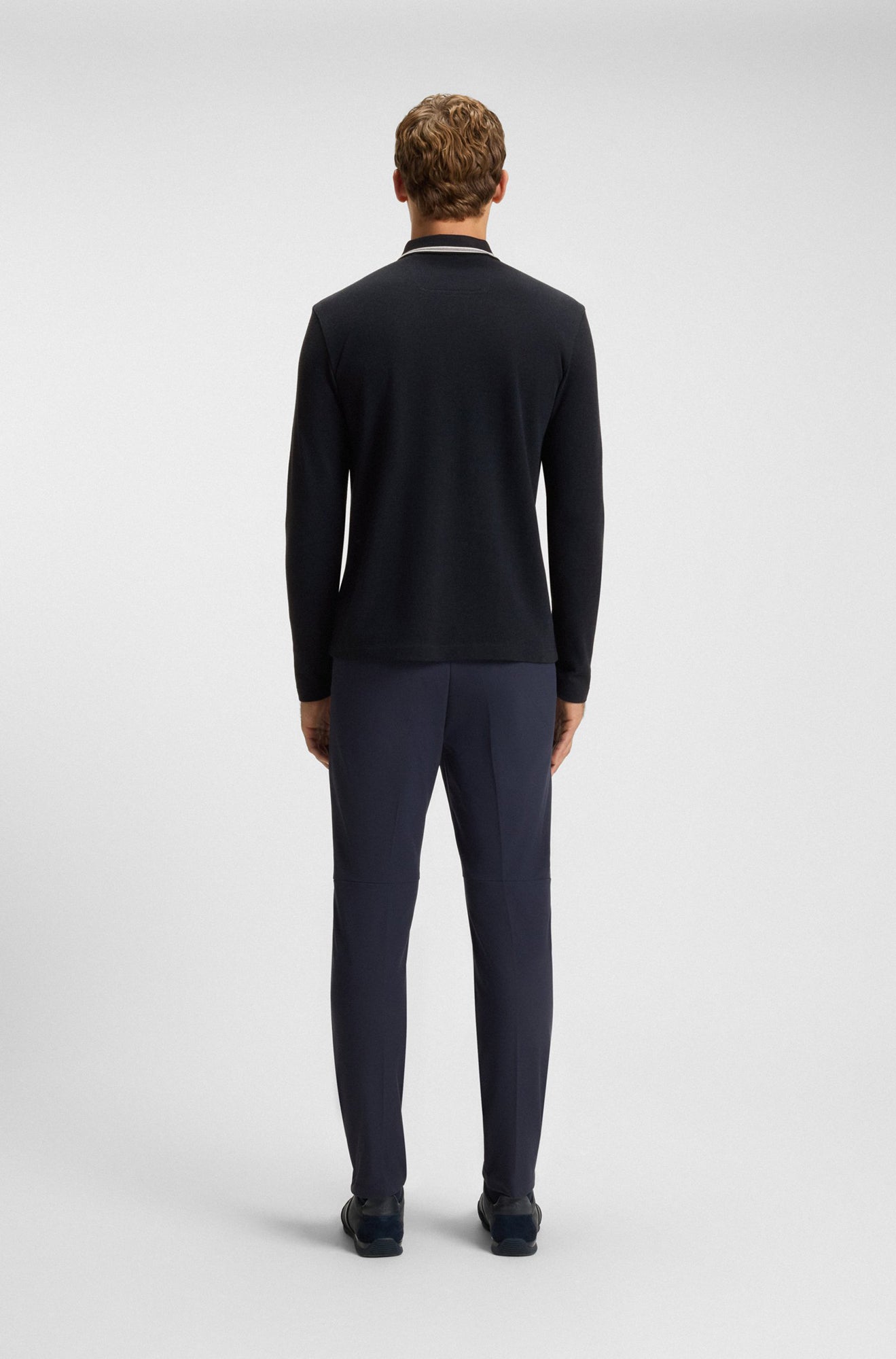 Polo manches longues pour homme par HUGO BOSS | 50536609 Marine | Boutique Vvög, vêtements mode pour homme et femme