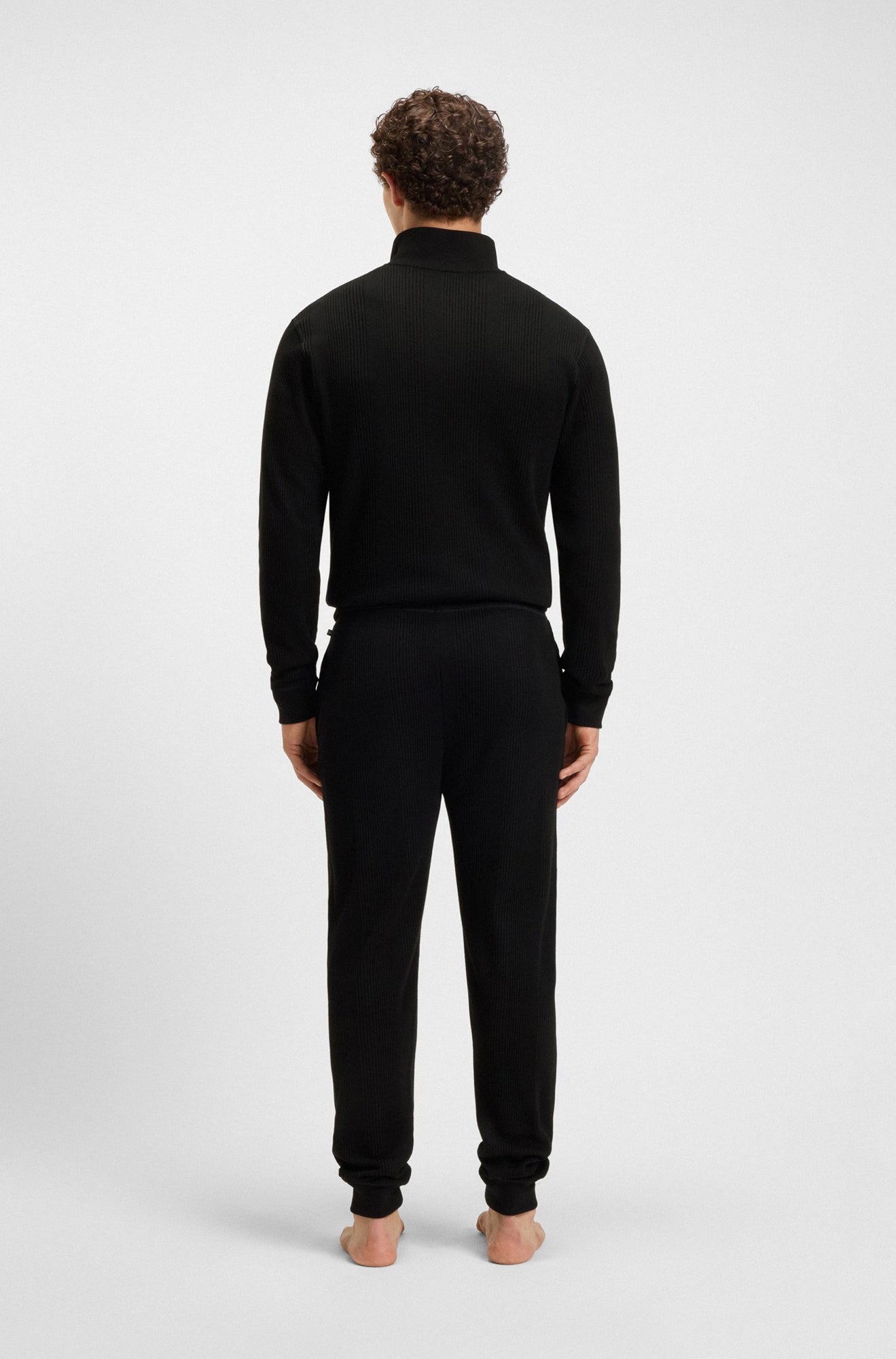 Pantalon de jogging pour homme par HUGO BOSS | 50540577 Noir | Boutique Vvög, vêtements mode pour homme et femme