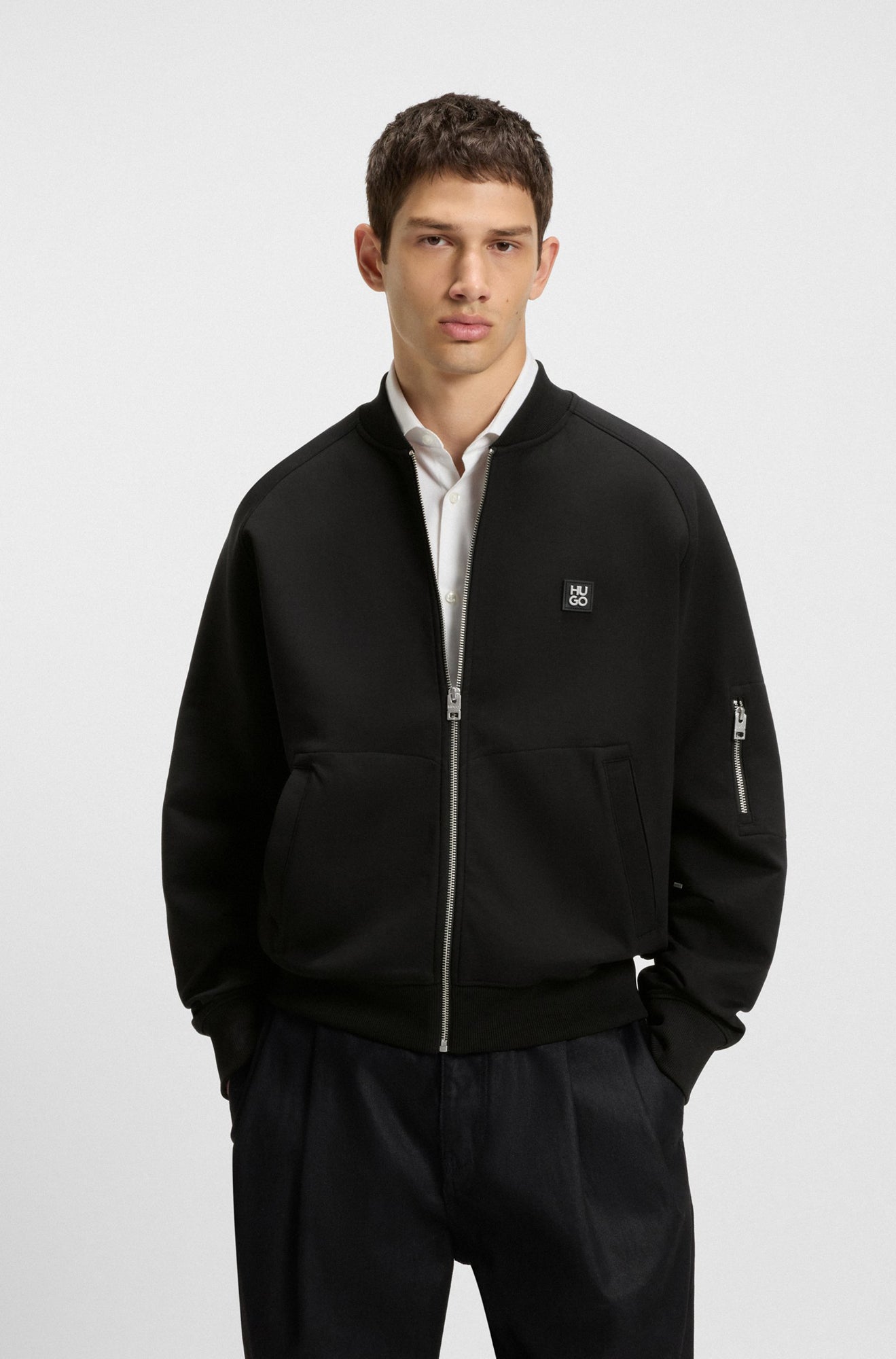 Coupe-vent mi-saison pour homme par HUGO BOSS | 50542590 Noir | Boutique Vvög, vêtements mode pour homme et femme