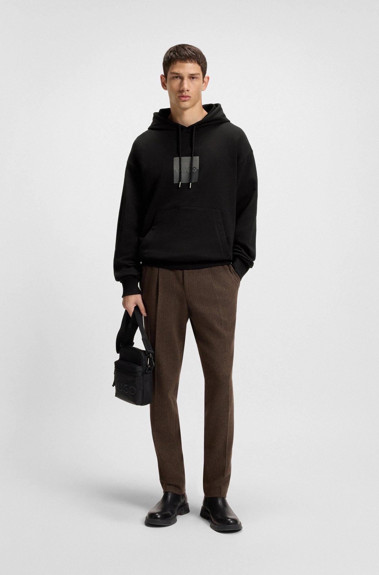 Coton ouaté pour homme par HUGO BOSS | 50542787 Noir | Boutique Vvög, vêtements mode pour homme et femme