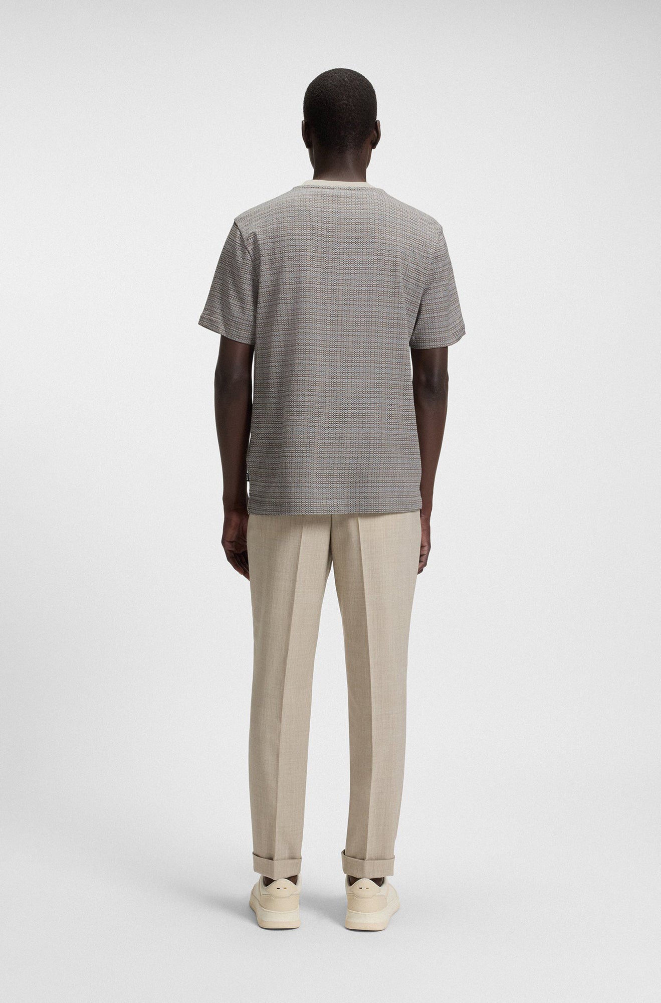 Chandail manches courtes sport pour homme par HUGO BOSS | 50543401 Blanc | Boutique Vvög, vêtements mode pour homme et femme