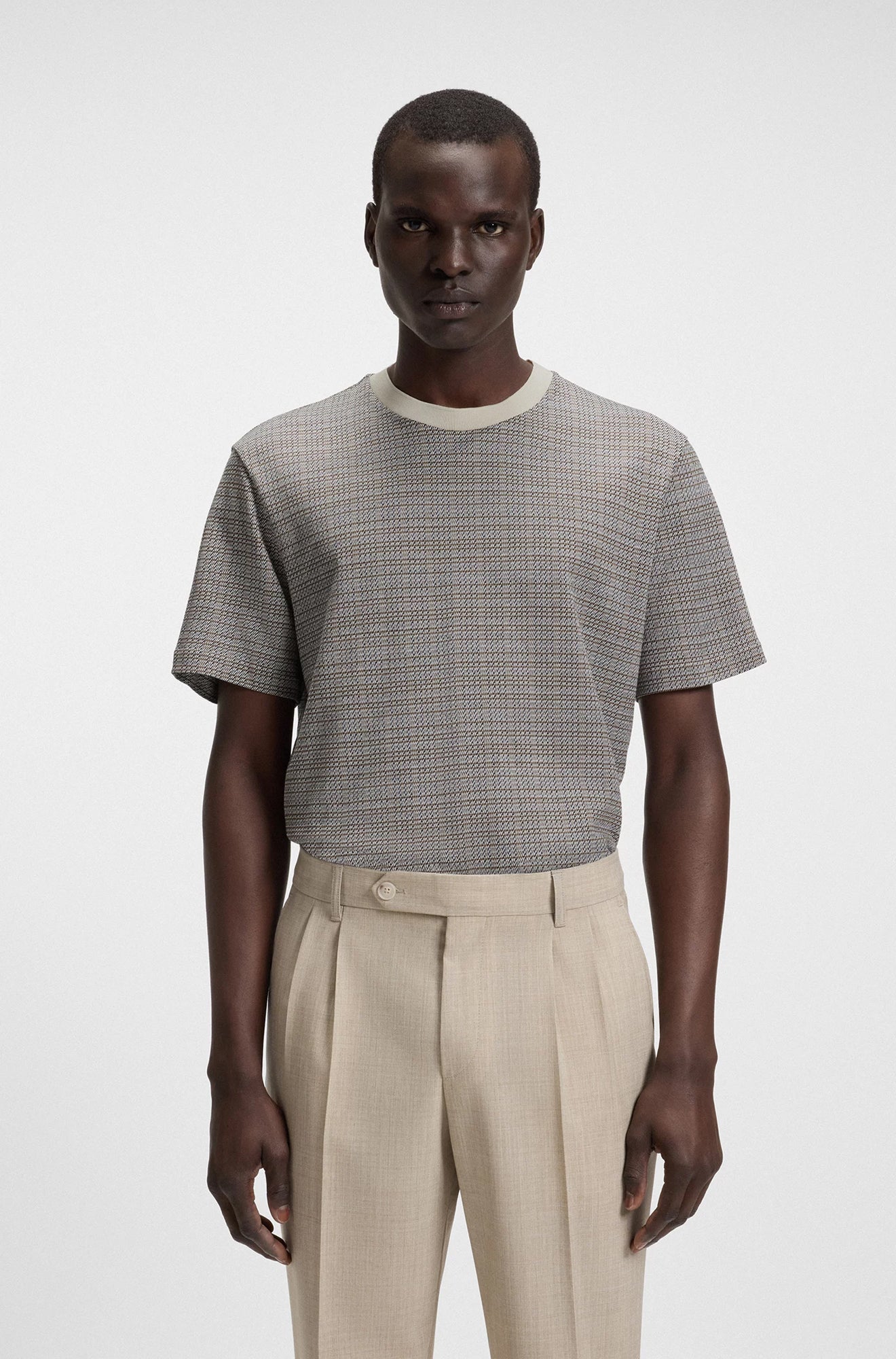 Chandail manches courtes sport pour homme par HUGO BOSS | 50543401 Blanc | Boutique Vvög, vêtements mode pour homme et femme