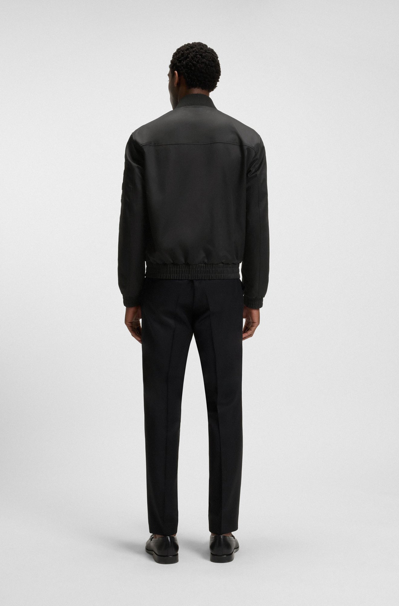 Coupe-vent mi-saison pour homme par HUGO BOSS | 50544097 Noir | Boutique Vvög, vêtements mode pour homme et femme