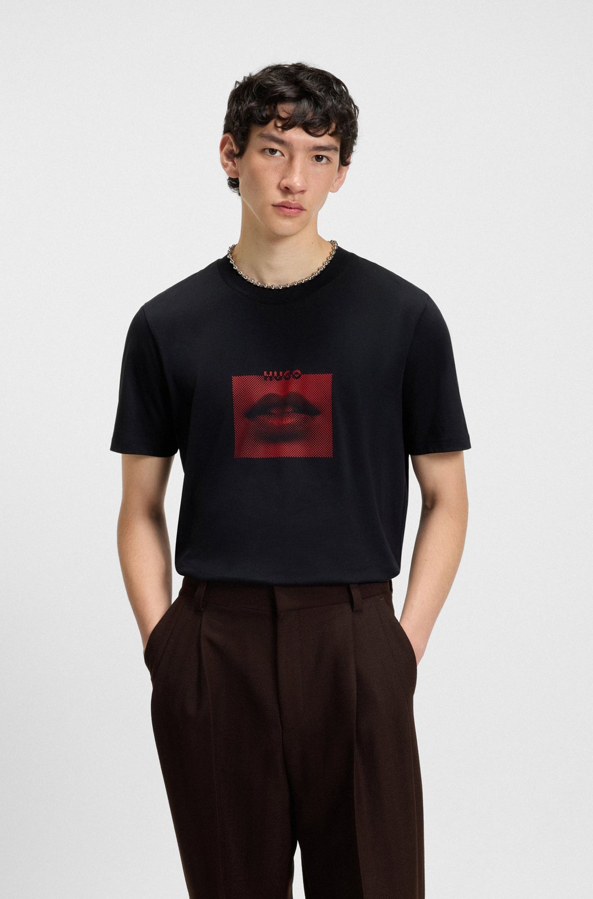 T-Shirt pour homme par HUGO BOSS | 50544496 Noir | Boutique Vvög, vêtements mode pour homme et femme