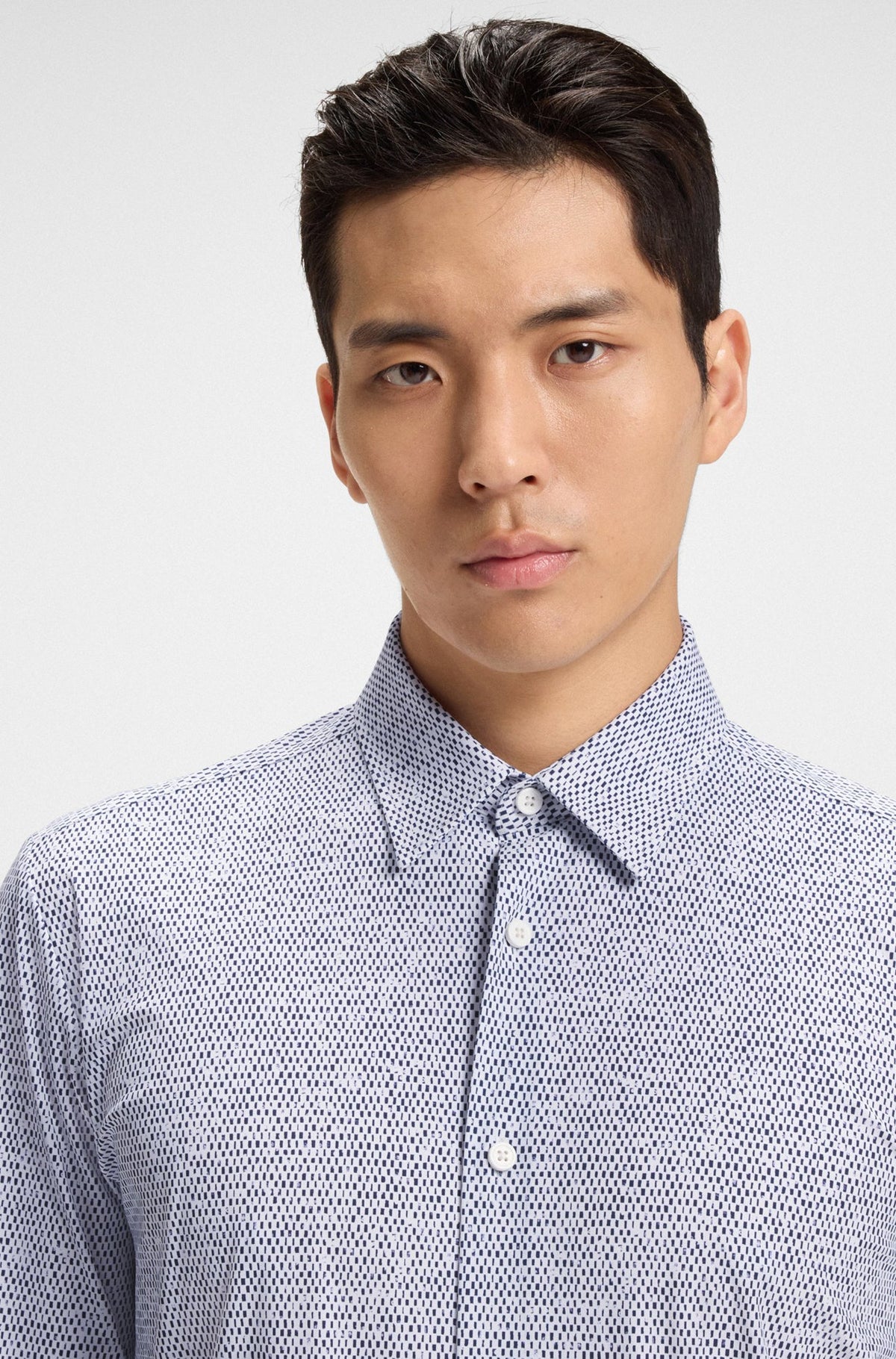 Chemise habillée pour homme par HUGO BOSS | 50545269 Marine | Boutique Vvög, vêtements mode pour homme et femme