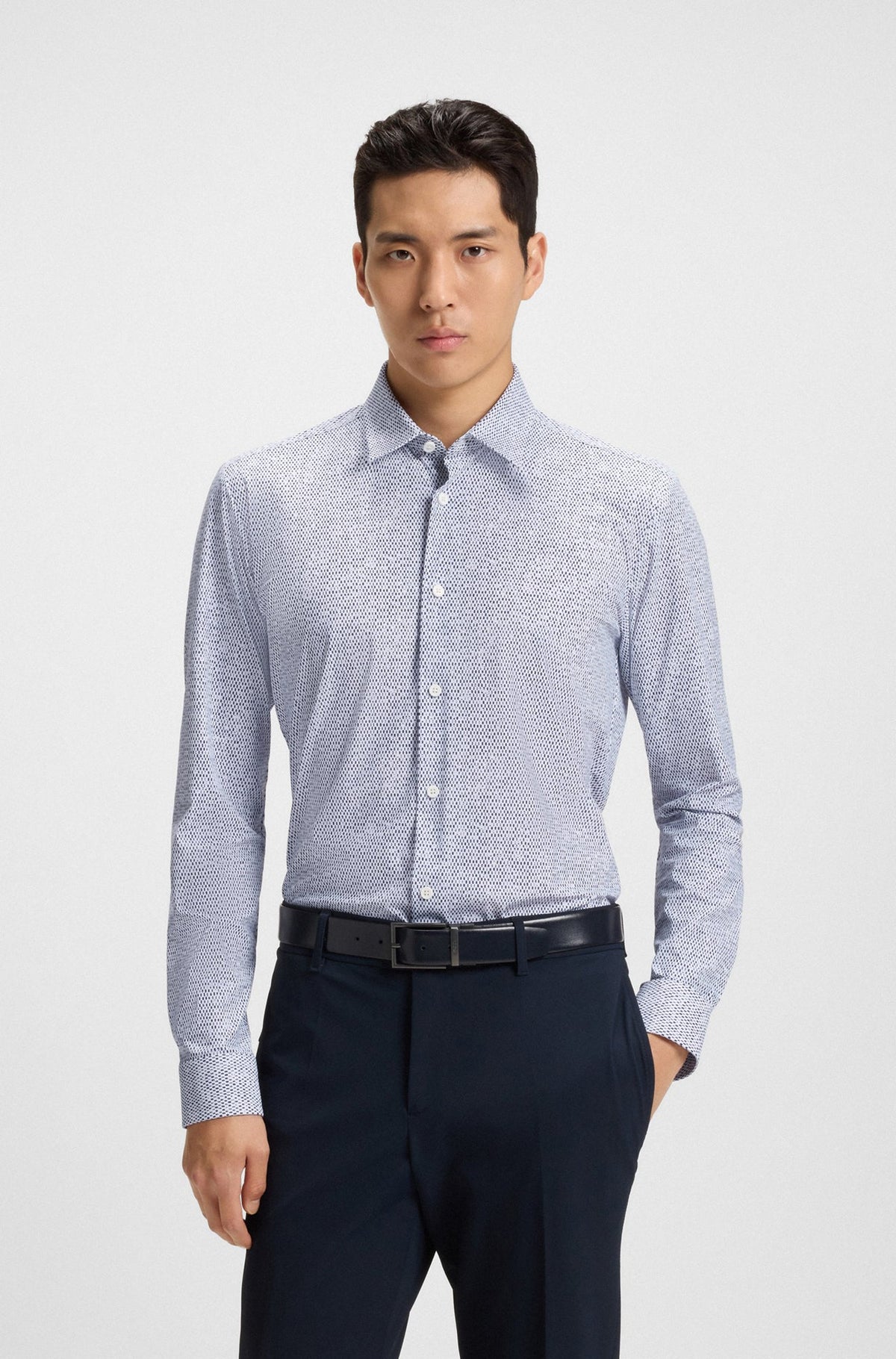 Chemise habillée pour homme par HUGO BOSS | 50545269 Marine | Boutique Vvög, vêtements mode pour homme et femme