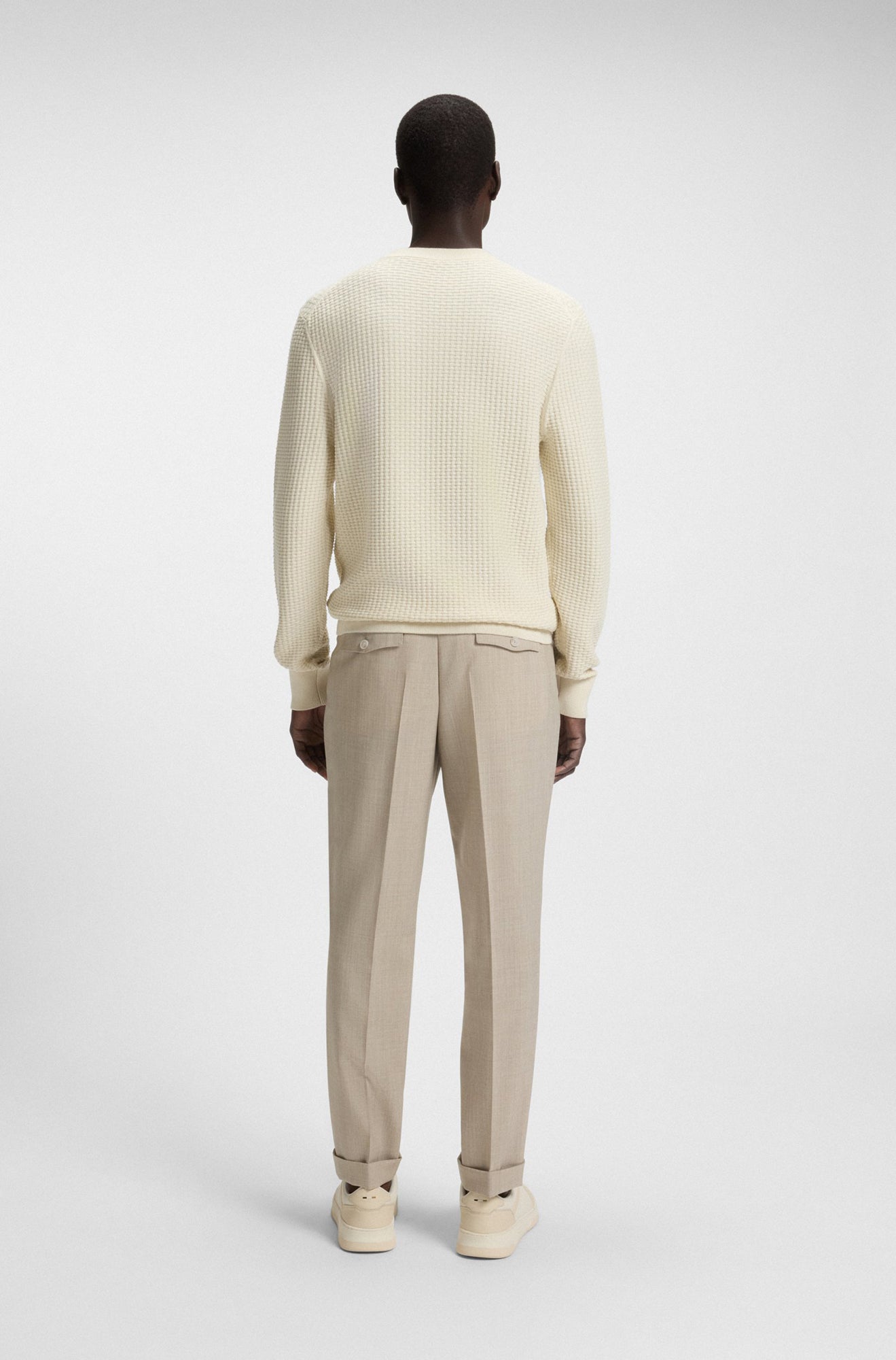 Tricot toutes saisons pour homme par HUGO BOSS | 50545283 Blanc | Boutique Vvög, vêtements mode pour homme et femme