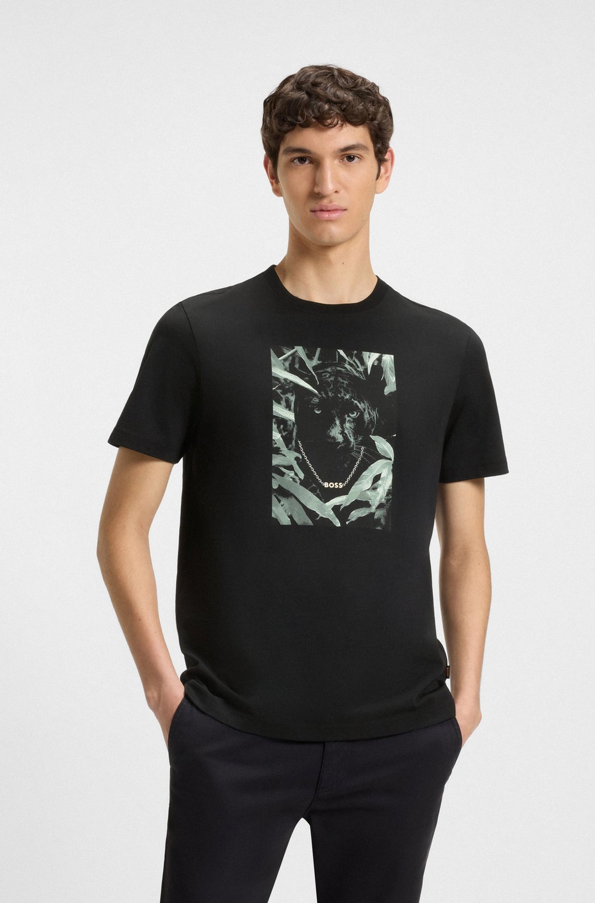 T-Shirt pour homme par HUGO BOSS | 50546362 Noir | Boutique Vvög, vêtements mode pour homme et femme