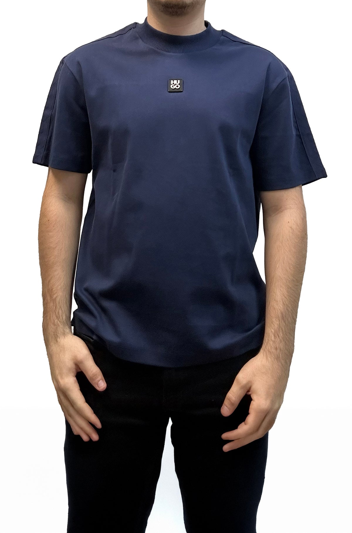 T-Shirt pour homme par HUGO BOSS | 50546391 Marine | Boutique Vvög, vêtements mode pour homme et femme
