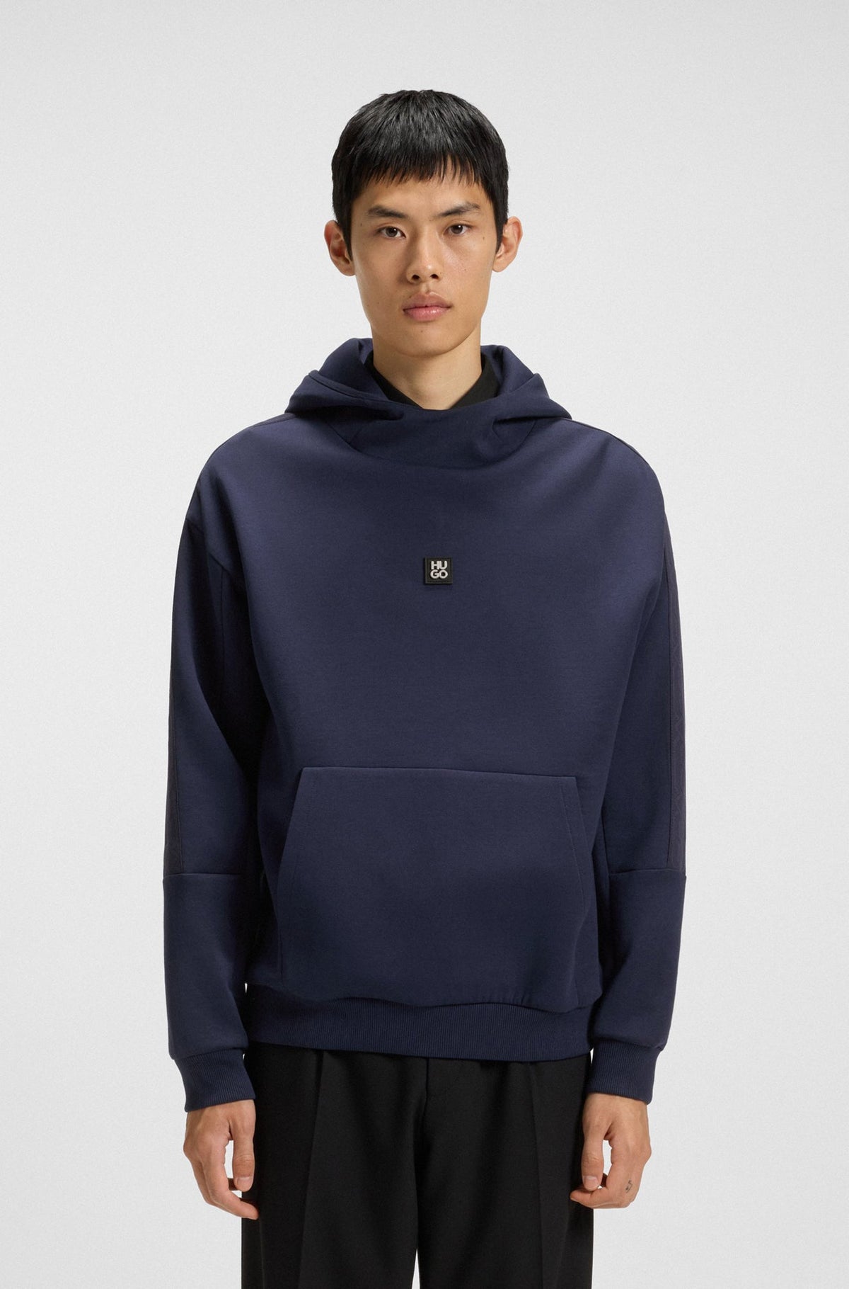 Coton ouaté pour homme par HUGO BOSS | 50546400 Marine | Boutique Vvög, vêtements mode pour homme et femme