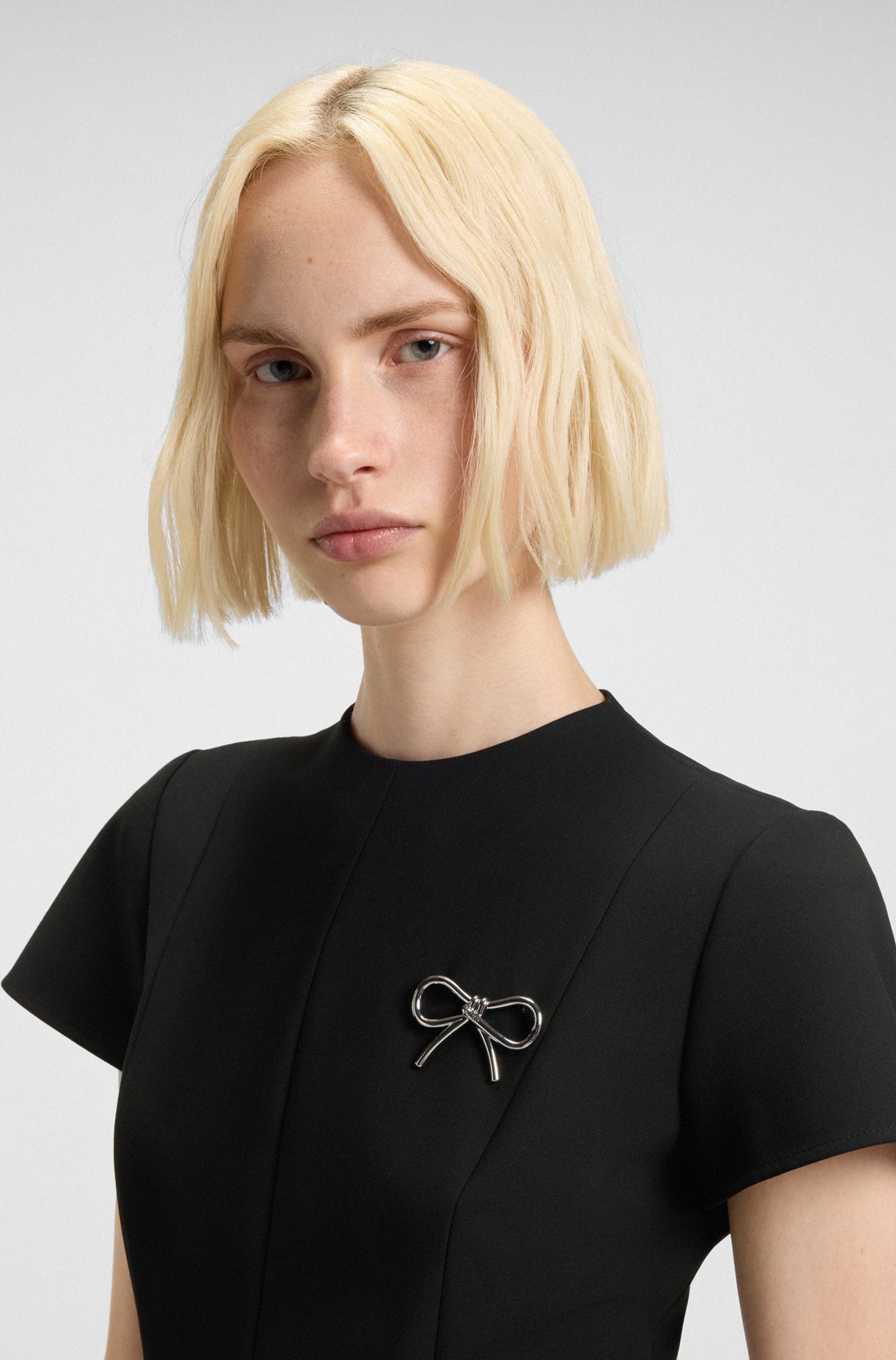 Robe pour femme par HUGO BOSS | 50547221 Noir | Boutique Vvög, vêtements mode pour homme et femme