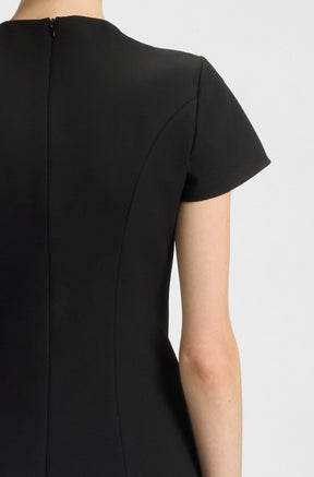 Robe pour femme par HUGO BOSS | 50547221 Noir | Boutique Vvög, vêtements mode pour homme et femme