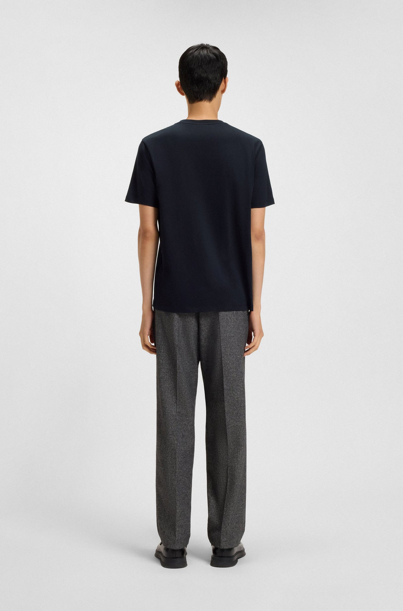 T-Shirt pour homme par HUGO BOSS | 50548557 Noir | Boutique Vvög, vêtements mode pour homme et femme