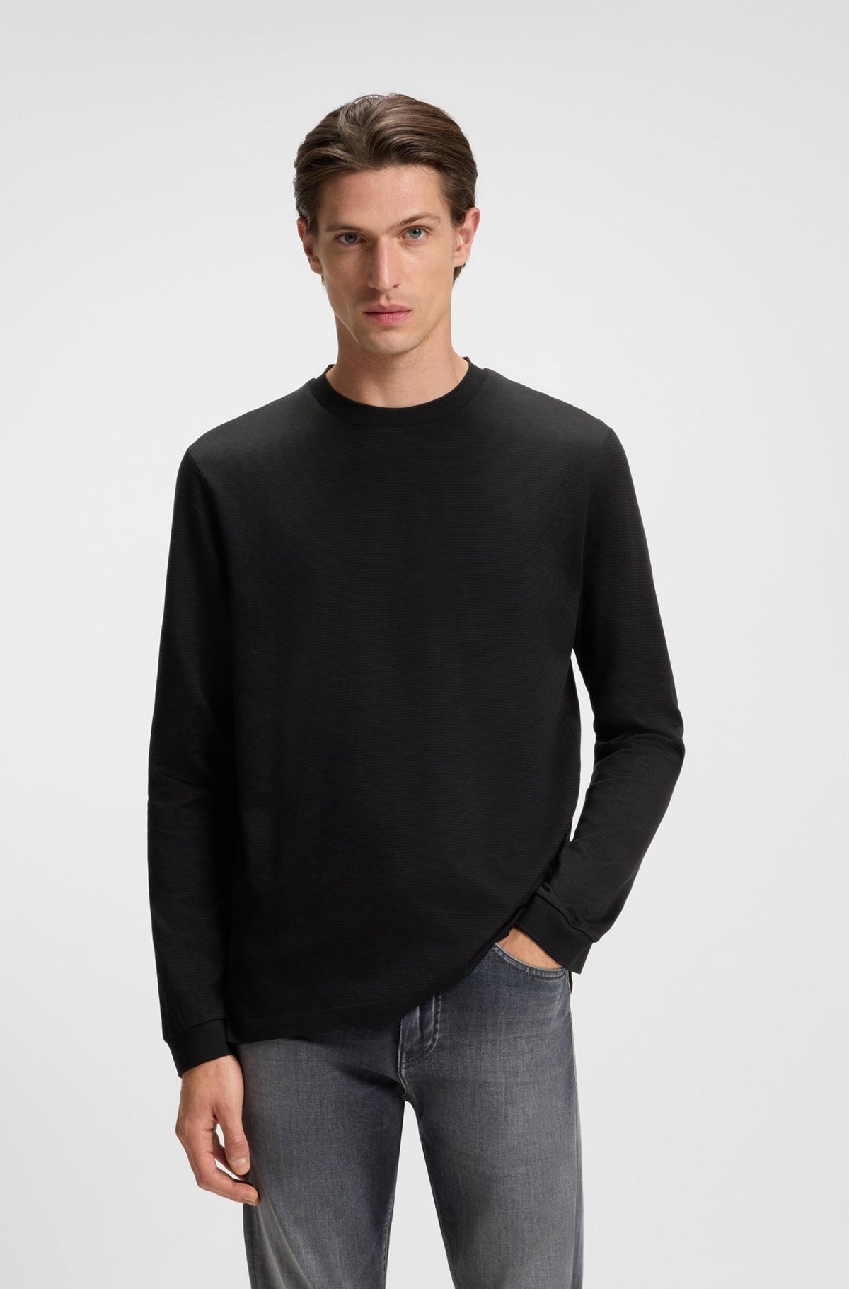 Chandail sport pour homme par HUGO BOSS | 50549387 Noir | Boutique Vvög, vêtements mode pour homme et femme