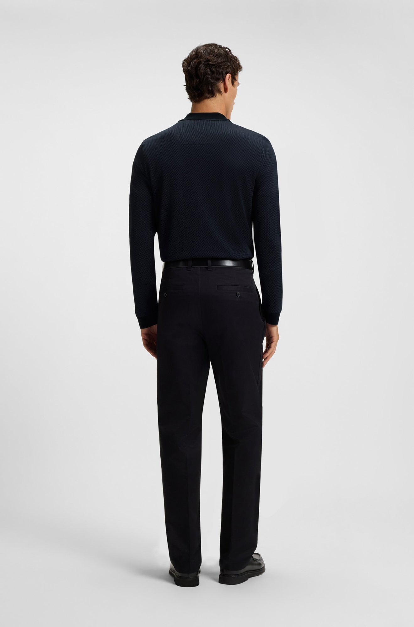 Chandail avec zip au col pour homme par HUGO BOSS | 50549583 Noir | Boutique Vvög, vêtements mode pour homme et femme