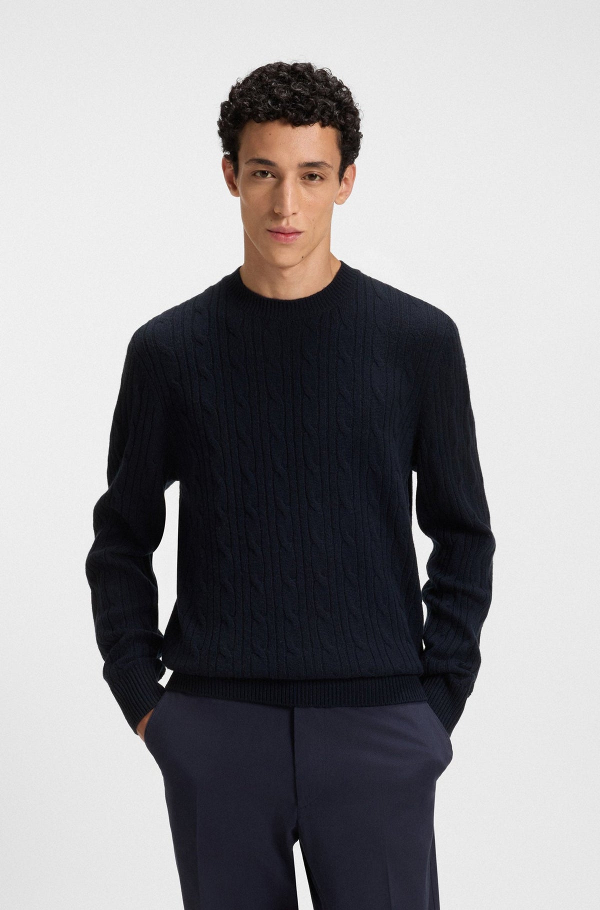 Tricot toutes saisons pour homme par HUGO BOSS | 50549975 Bleu Foncé | Boutique Vvög, vêtements mode pour homme et femme