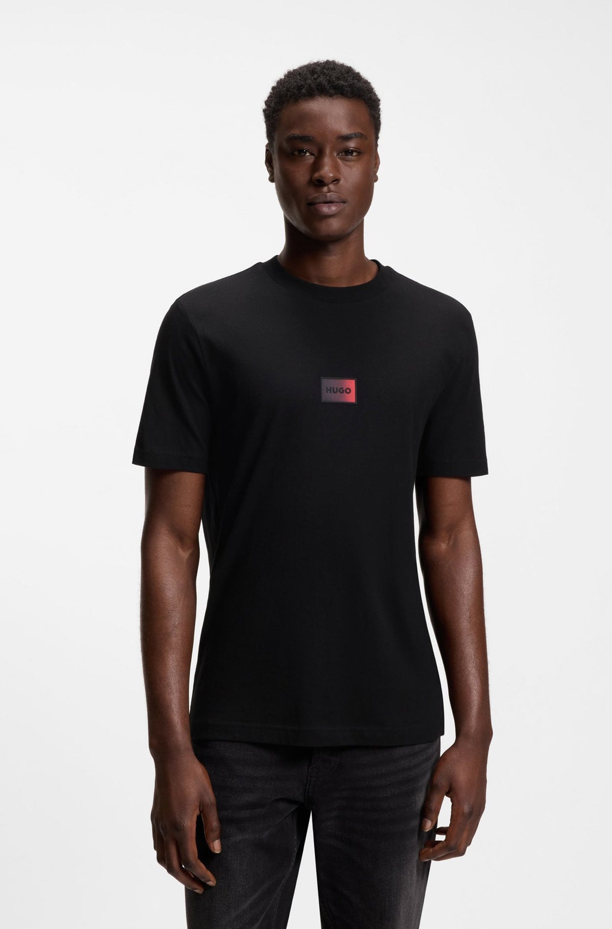 T-Shirt pour homme par HUGO BOSS | 50553124 Noir | Boutique Vvög, vêtements mode pour homme et femme