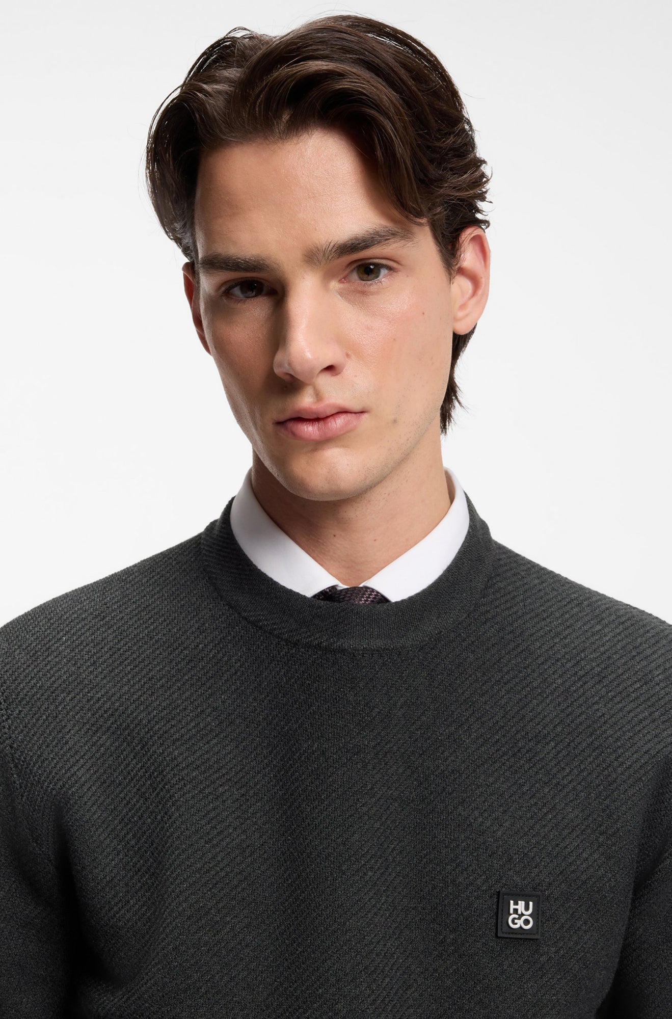 Chandail manches longues pour homme par HUGO BOSS | 50553610 Gris Moyen | Boutique Vvög, vêtements mode pour homme et femme