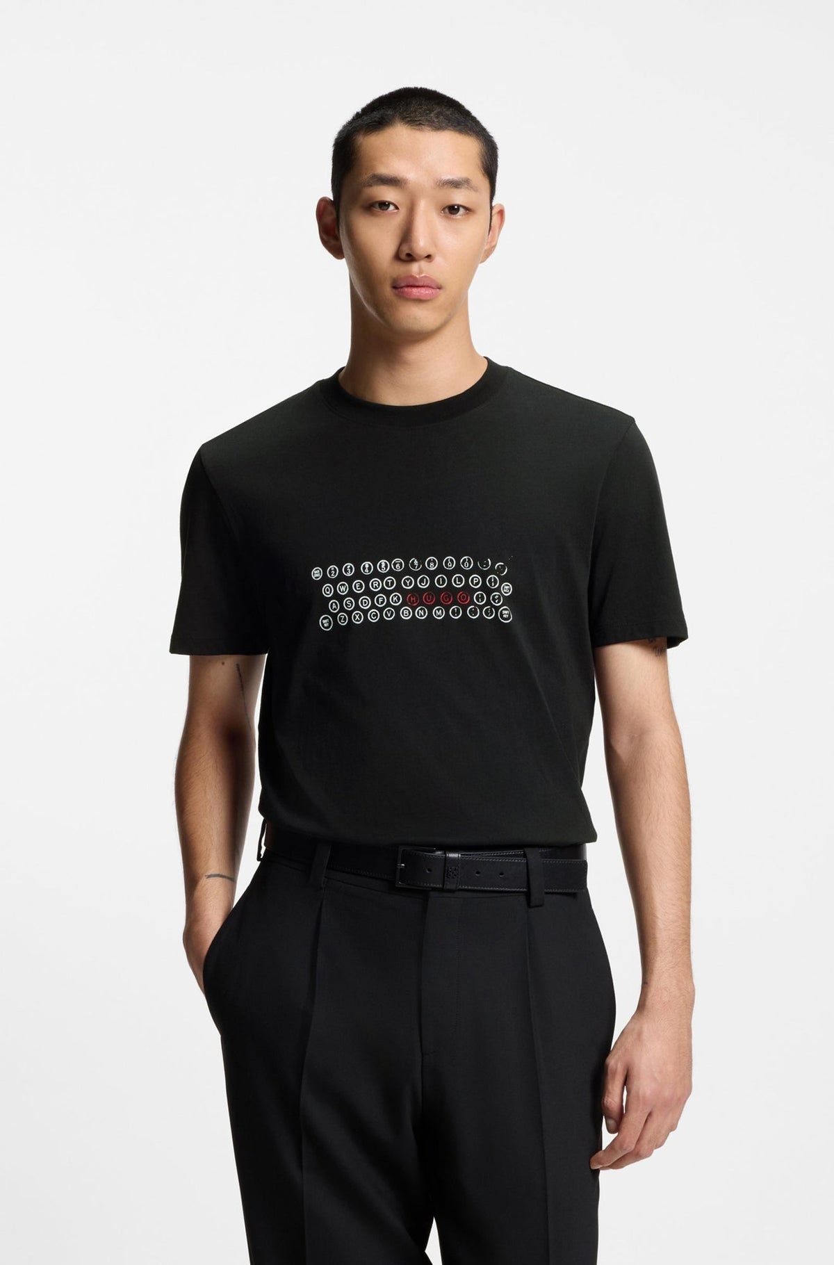 T-Shirt pour homme par HUGO BOSS | 50553755 Noir | Boutique Vvög, vêtements mode pour homme et femme