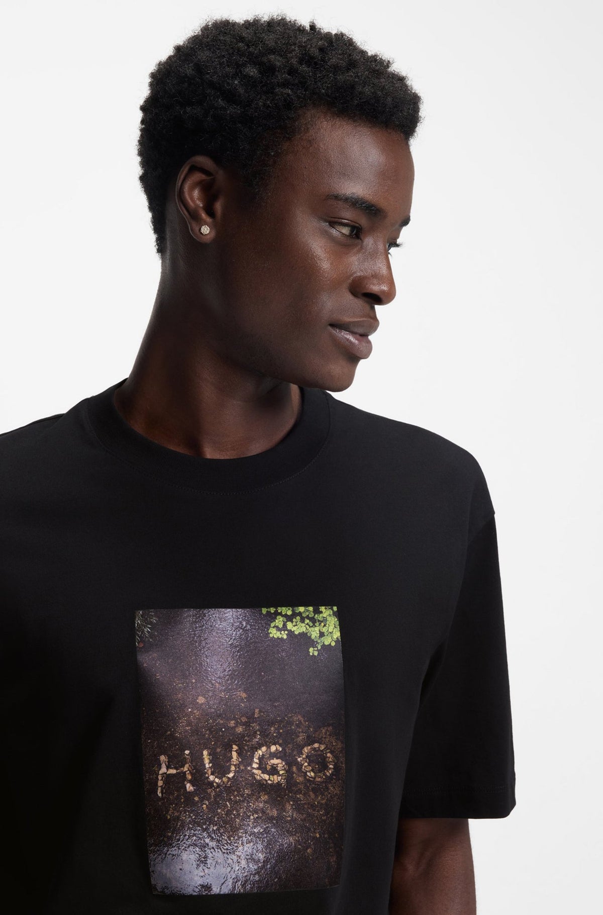 T-Shirt pour homme par HUGO BOSS | 50554319 Noir | Boutique Vvög, vêtements mode pour homme et femme