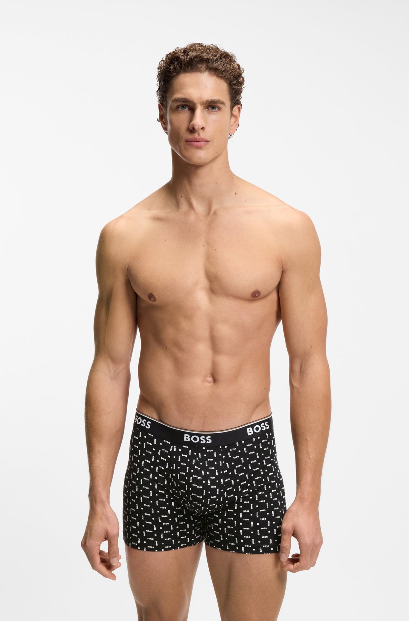 Paquet de 3 boxers pour homme par HUGO BOSS | 50554438 Noir | Boutique Vvög, vêtements mode pour homme et femme