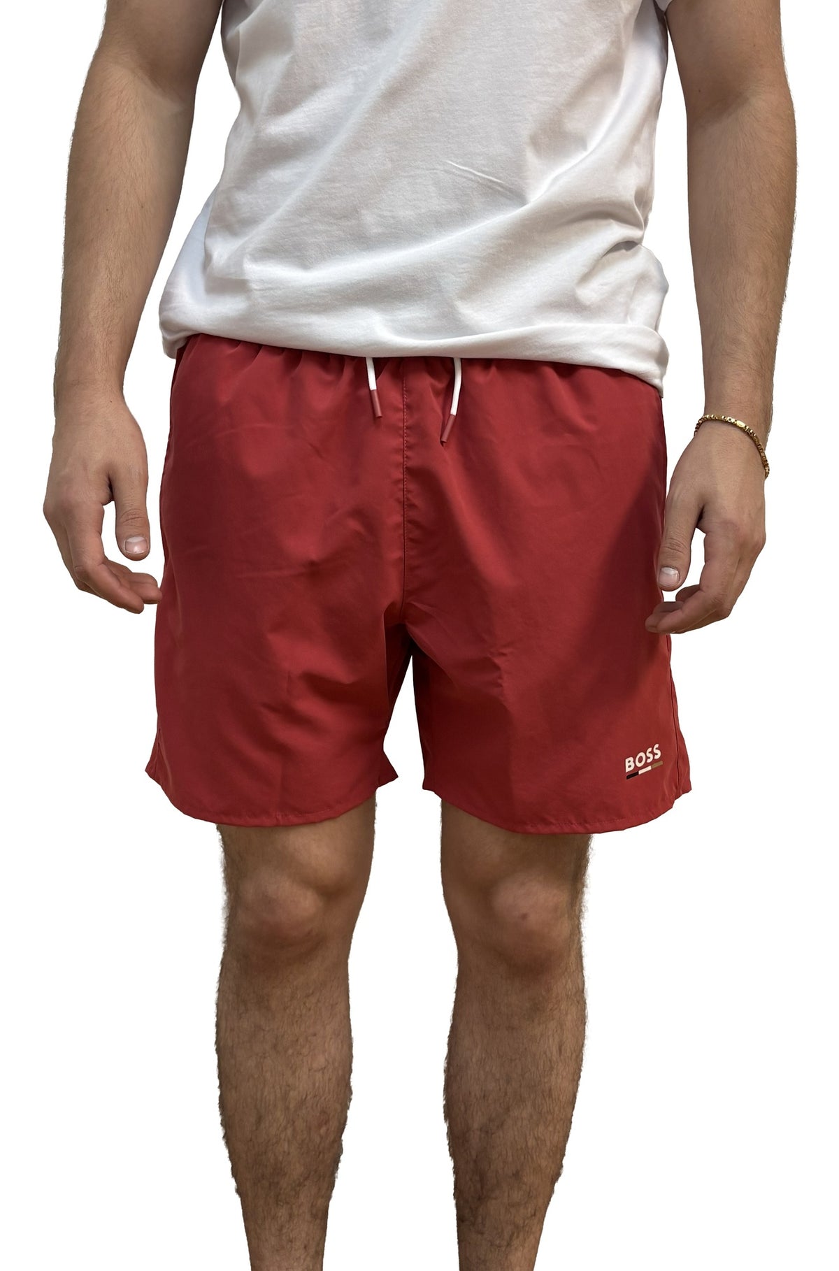 Short de bain rouge avec cordon blanc et logo BOSS près de l’ourlet pour homme par HUGO BOSS, vue de face