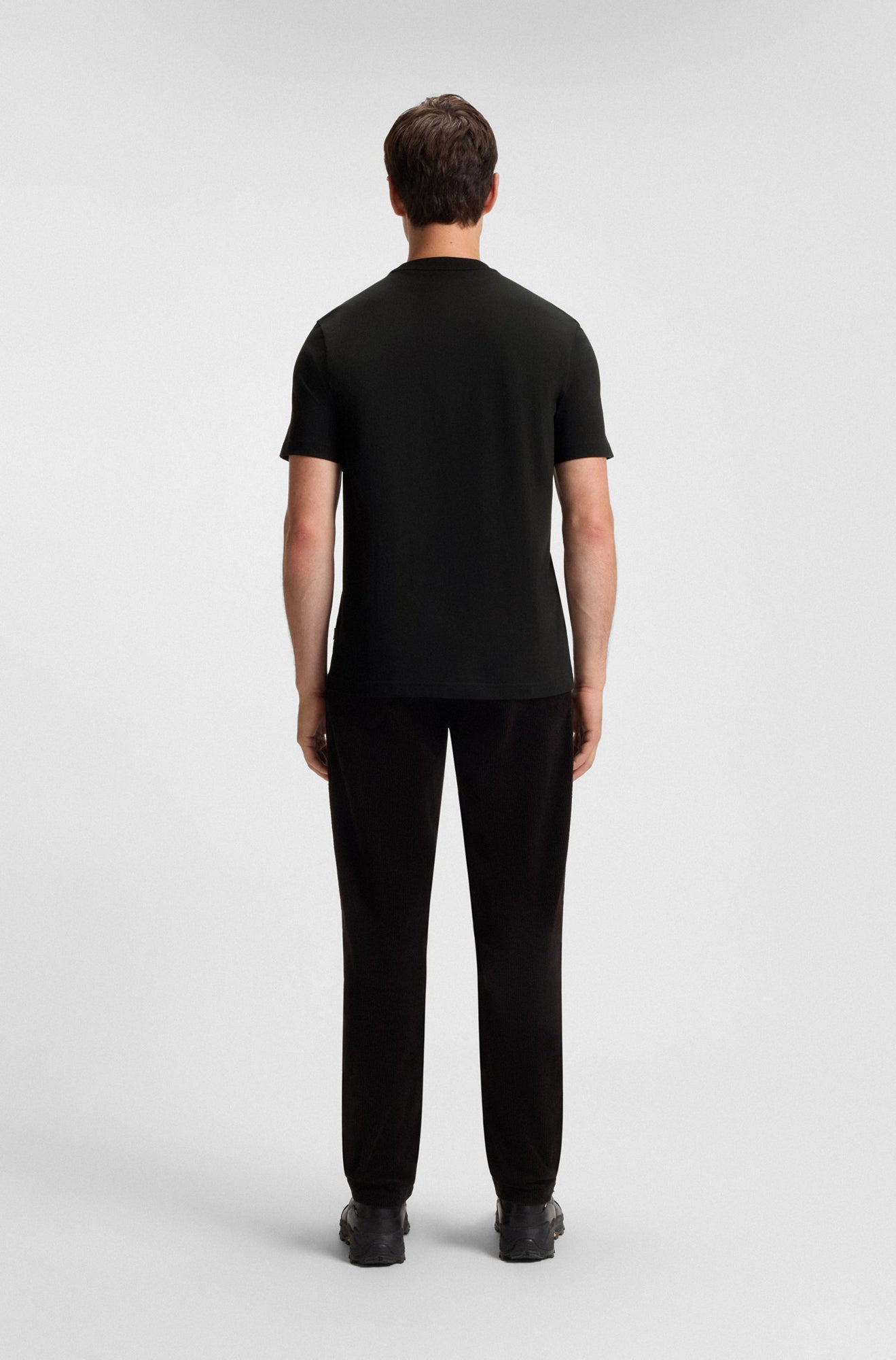 T-Shirt pour homme par HUGO BOSS | 50554615 Noir | Boutique Vvög, vêtements mode pour homme et femme
