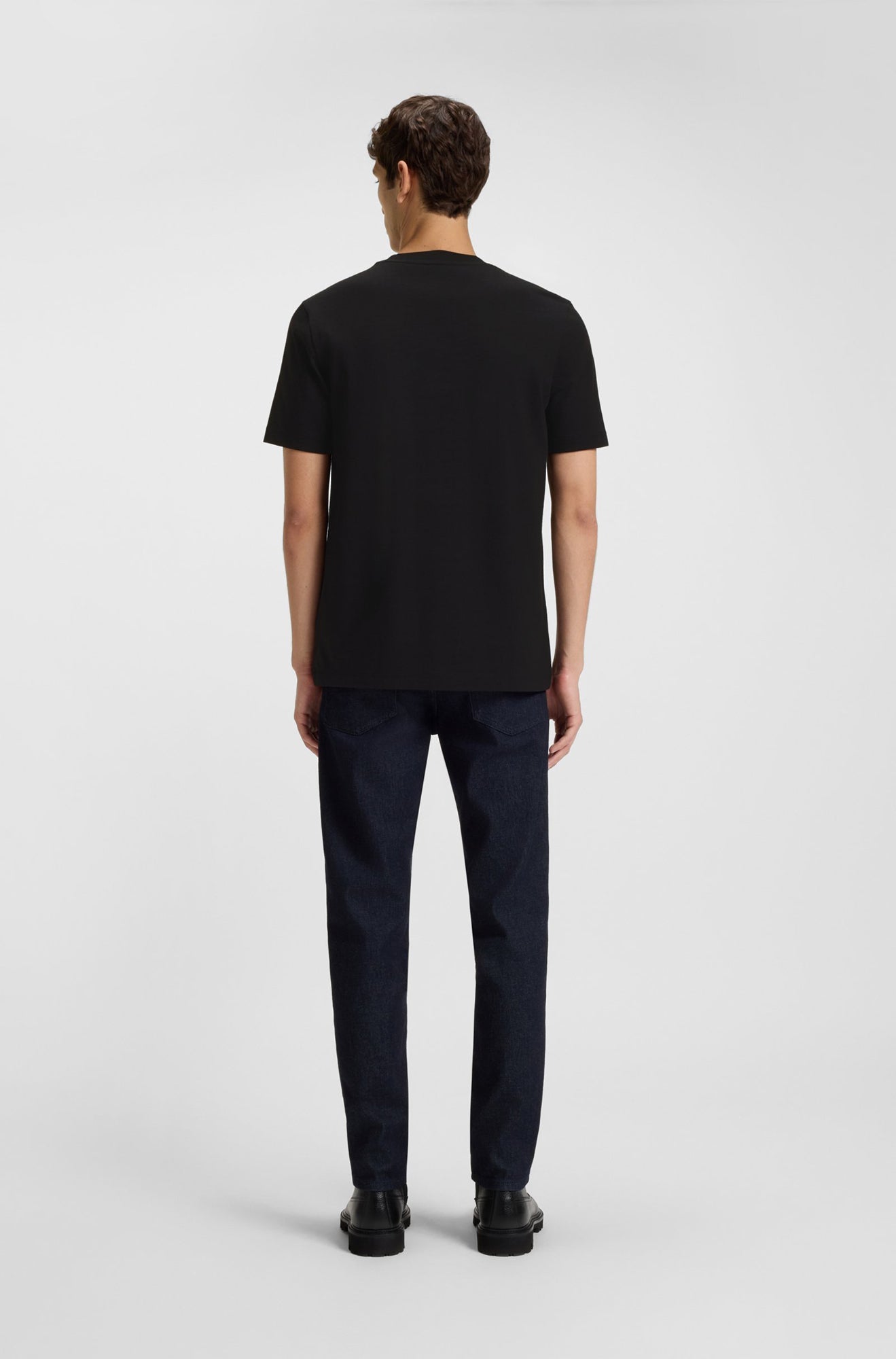 T-Shirt pour homme par HUGO BOSS | 50554640 Noir | Boutique Vvög, vêtements mode pour homme et femme