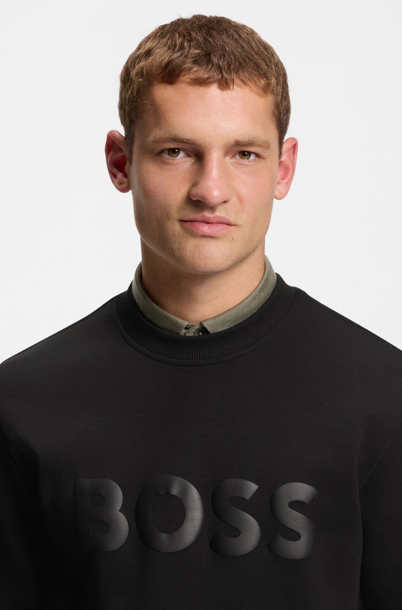 Chandail habillé pour homme par HUGO BOSS | 50555516 Noir | Boutique Vvög, vêtements mode pour homme et femme