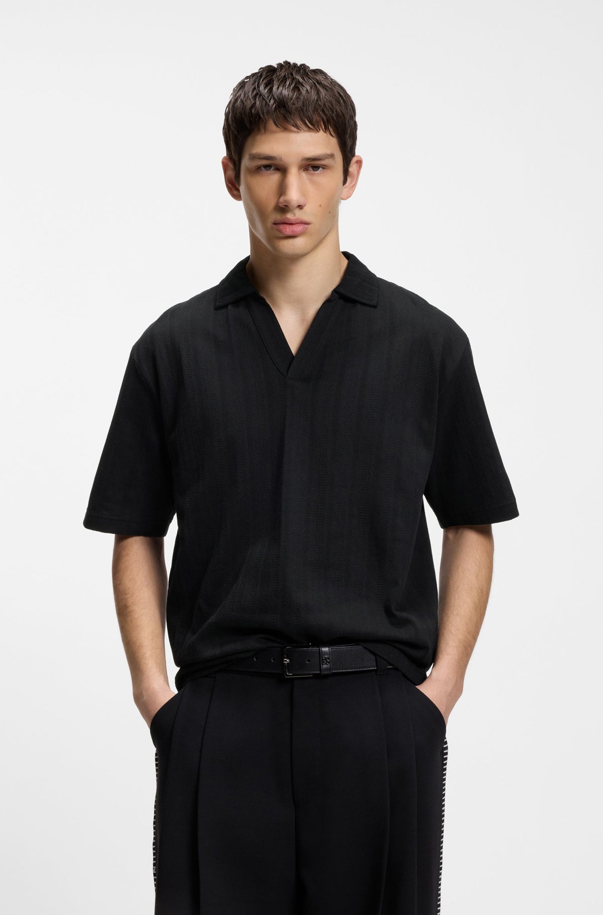 Polo col ouvert pour homme par HUGO BOSS | 50556724 Noir | Boutique Vvög, vêtements mode pour homme et femme