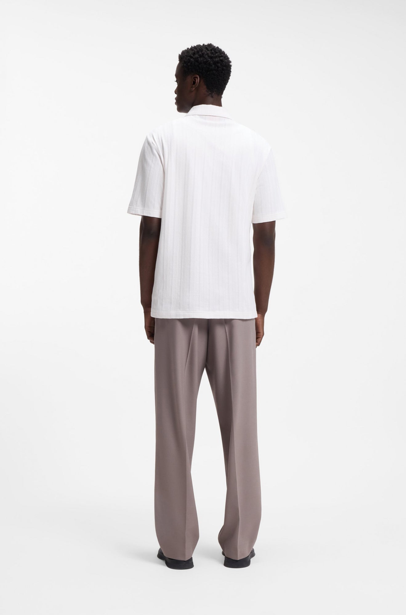 Polo col ouvert pour homme par HUGO BOSS | 50556724 Naturel | Boutique Vvög, vêtements mode pour homme et femme
