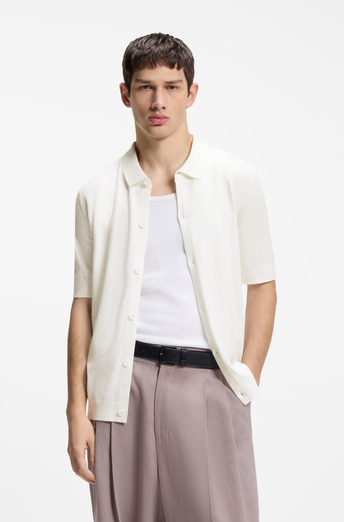 Chemise boutonné pour homme par HUGO BOSS | 50557380 Naturel | Boutique Vvög, vêtements mode pour homme et femme