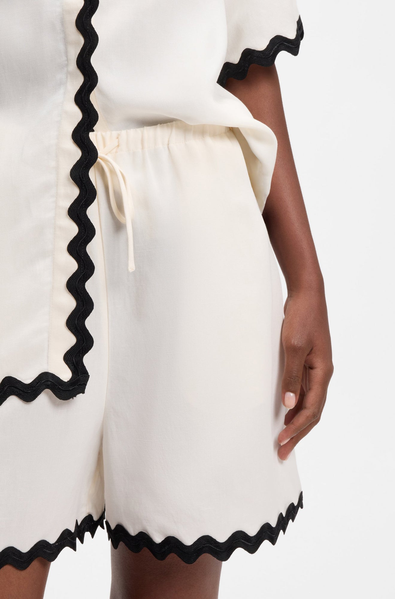 Short pour femme par HUGO BOSS | 50557546 Blanc ouvert | Boutique Vvög, vêtements mode pour homme et femme