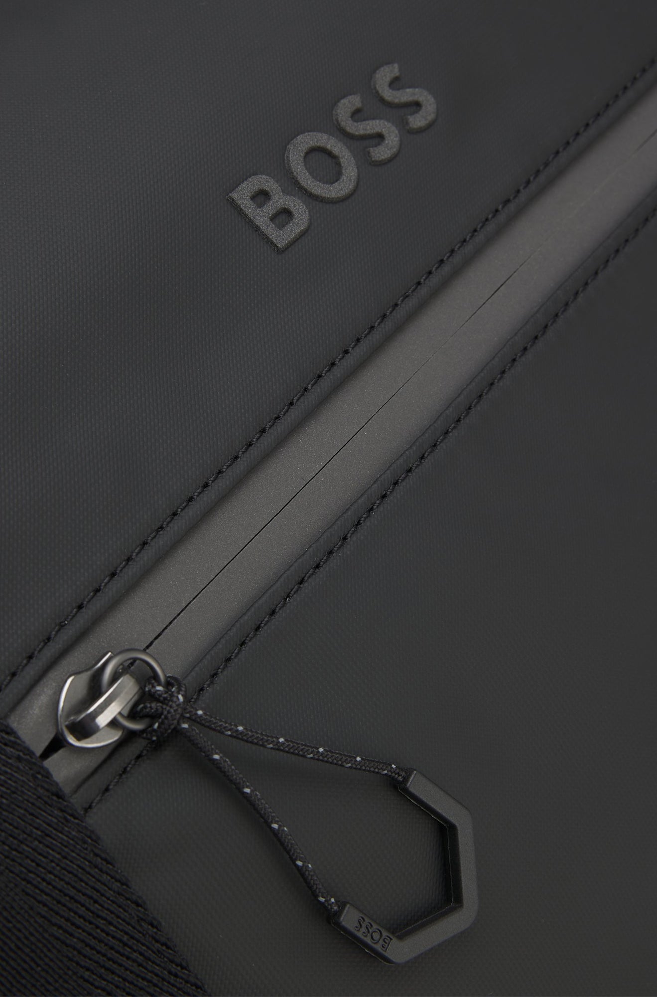 Sac fourre-tout pour homme par HUGO BOSS | 50558357 Noir | Boutique Vvög, vêtements mode pour homme et femme