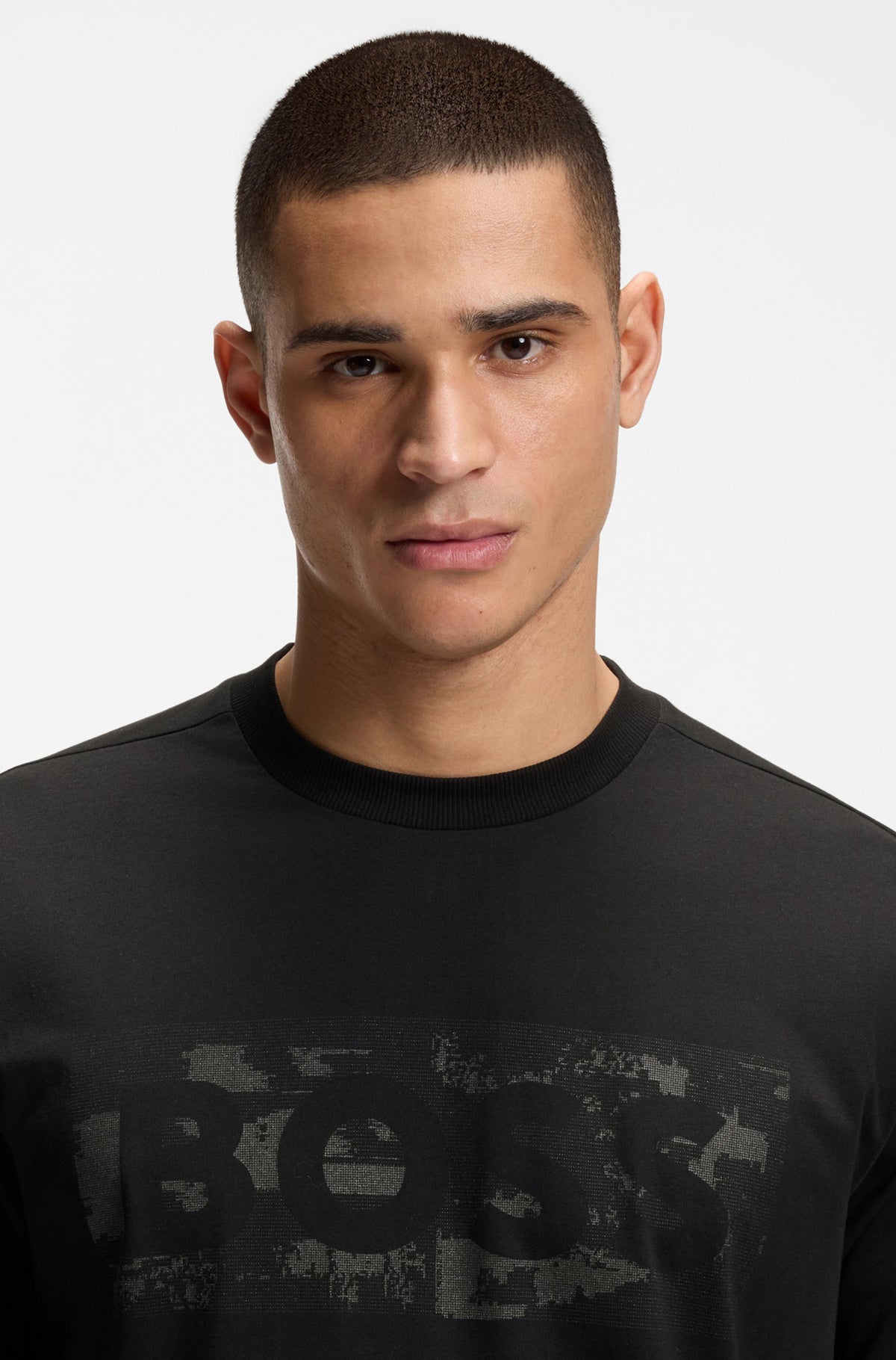 T-Shirt pour homme par HUGO BOSS | 50559363 Noir | Boutique Vvög, vêtements mode pour homme et femme