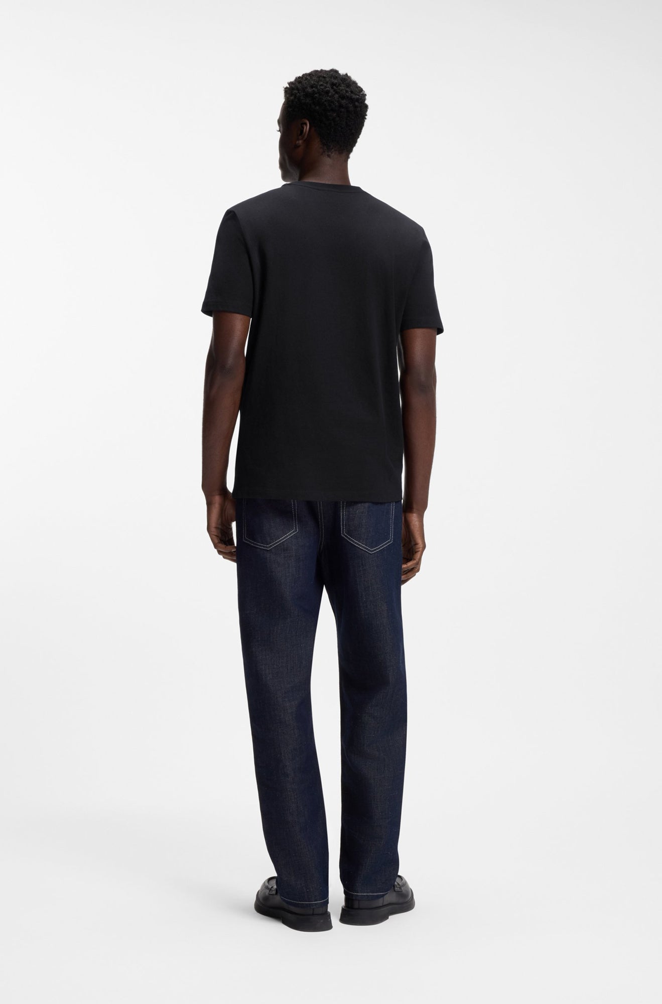 T-Shirt pour homme par HUGO BOSS | 50561126 Noir | Boutique Vvög, vêtements mode pour homme et femme