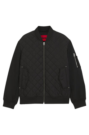 Vue produit avant de la veste noir matelassée avec col côtelé et poche zippée à la manche pour homme par HUGO BOSS