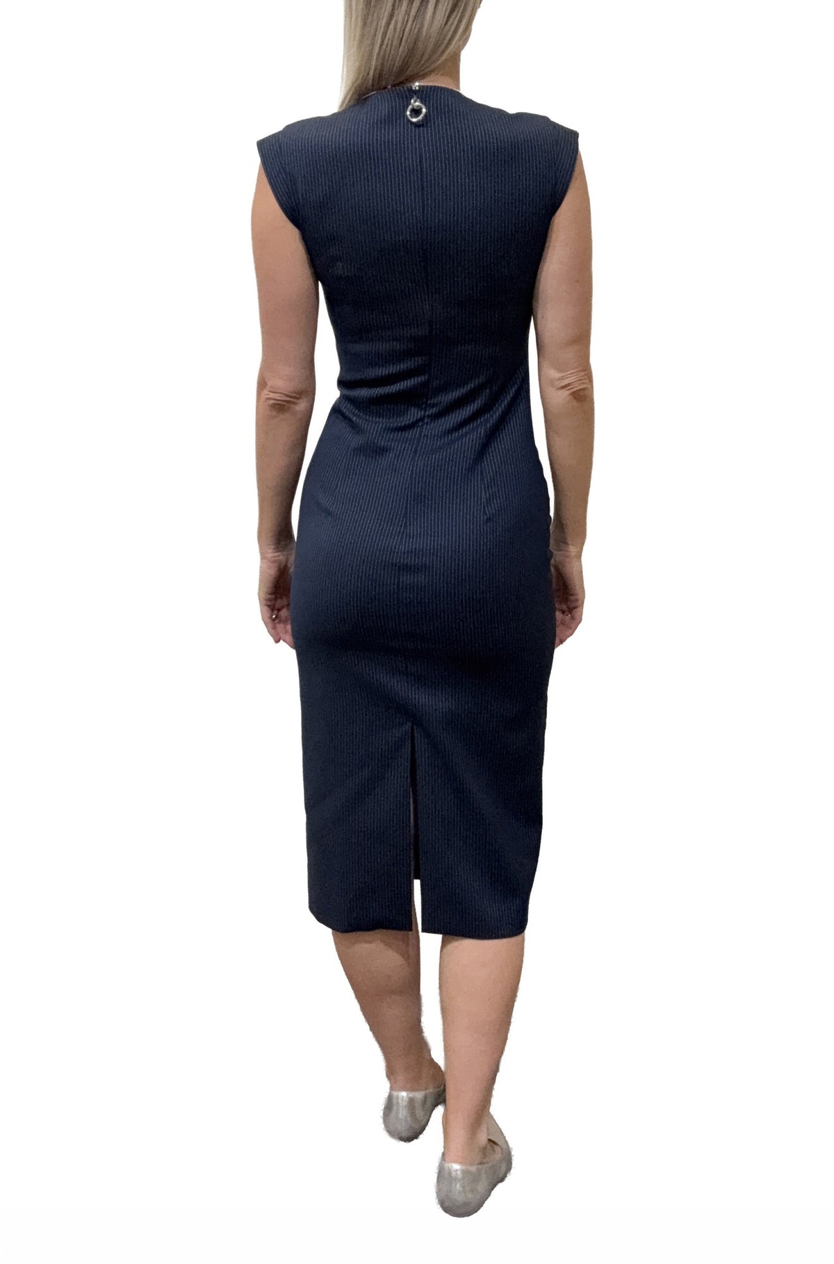 Robe midi sans manche midi sans manches bleu marine à fines rayures, fente pour femme par HUGO BOSS, vue de dos