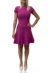 Robe mini manches courtes fuchsia vue de face avec manches courtes et corsage ajusté pour femme par HUGO BOSS