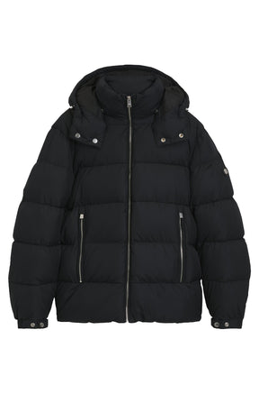 Manteau d’hiver matelassé noir à capuchon, vue avant isolée avec glissière argentée pour homme par HUGO BOSS