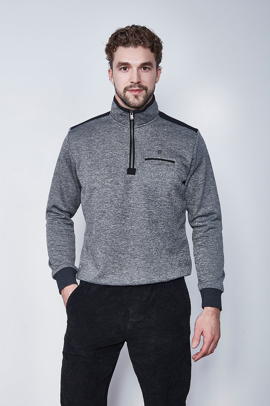 Chandail avec zip au collet pour homme par Fellows | 52 2672 120 | Boutique Vvög, vêtements mode pour homme et femme