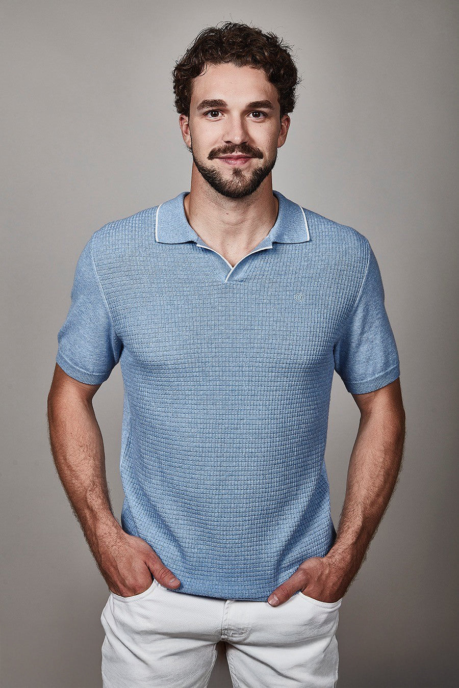 Polo sport pour homme par Fellows | 61 3662 119 | Boutique Vvög, vêtements mode pour homme et femme