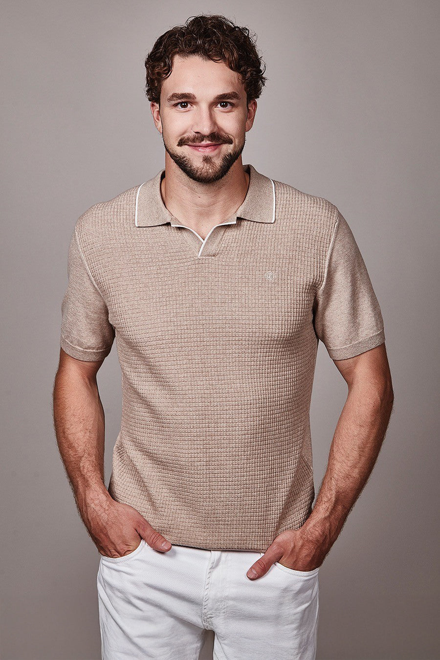 Polo sport pour homme par Fellows | 61 3662 146 | Boutique Vvög, vêtements mode pour homme et femme