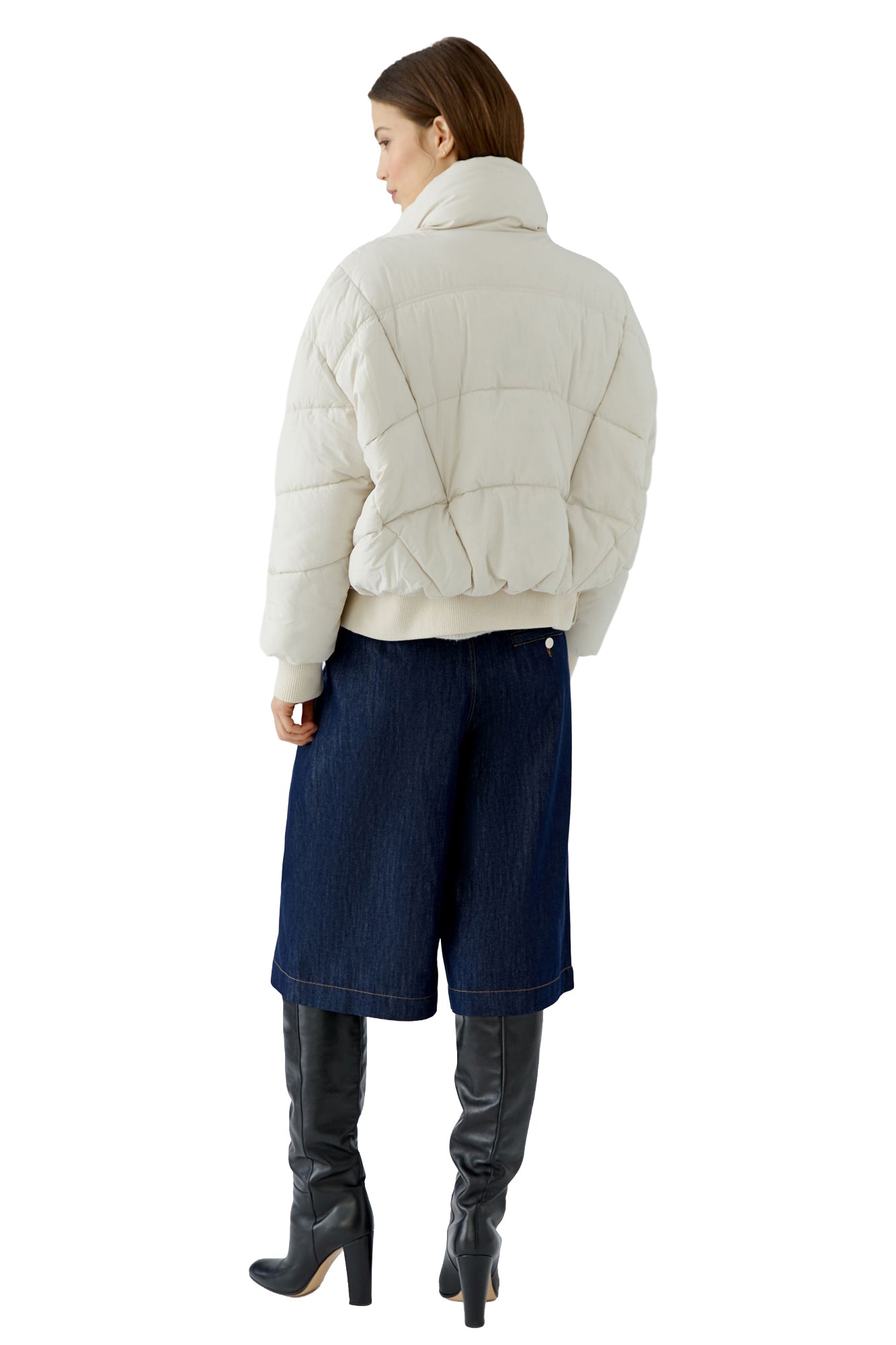 Oui women's cream cropped puffer coat with high collar and ribbed hem band, back model view