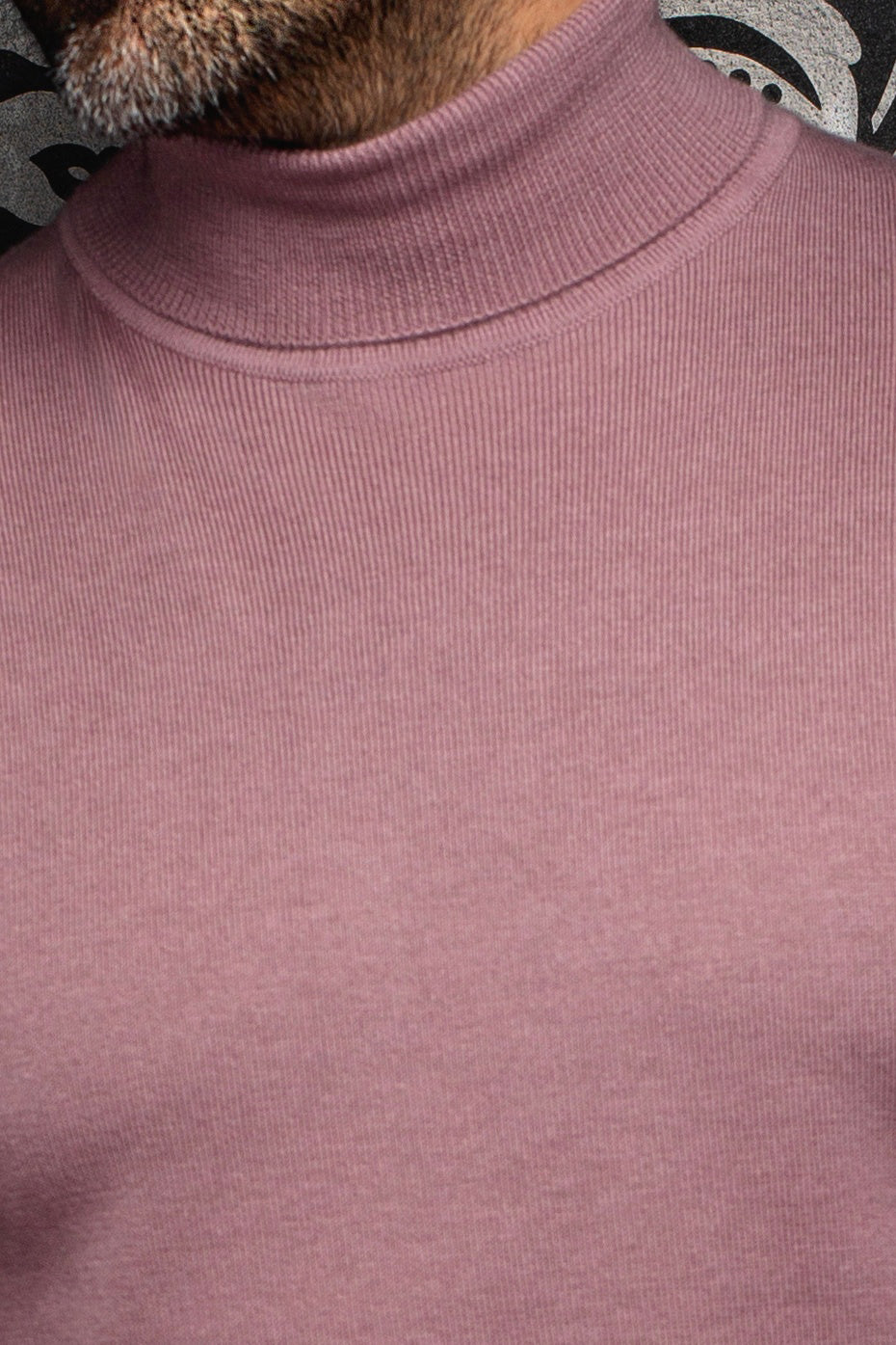 Chandail col roulé en laine mérino pour homme par Au Noir | ARKANES Bois De Rose | Boutique Vvög, inventaire complet de la marque Au Noir